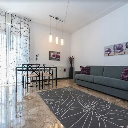 Trilocale Deluxe Apartment
